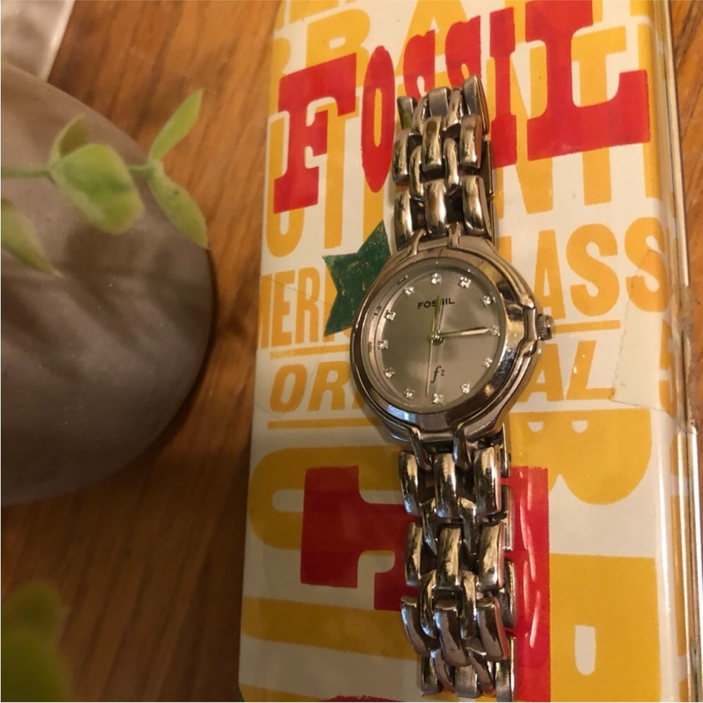 Vintage Fossil F2 Watch with Diamond Accents. Costume Jewelry Needs Battery